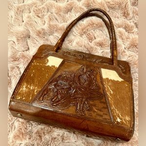 🤎 beautiful vintage leather cow print handbag